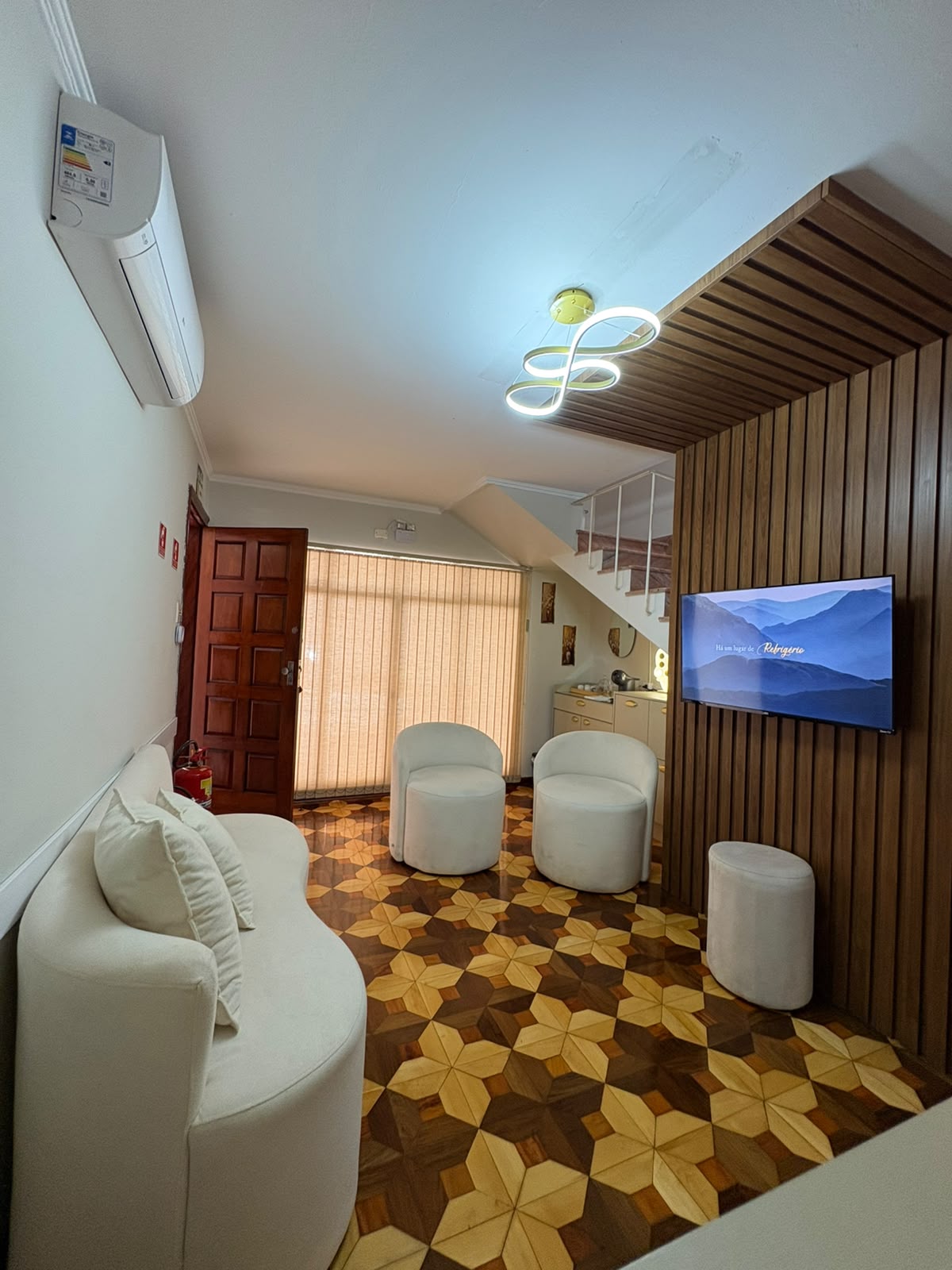 Sala de espera da Soberano Dental Care